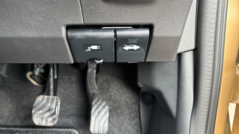 Dacia Spring 27kWh Expression 65 48kW 5dr Auto Electric Hatchback